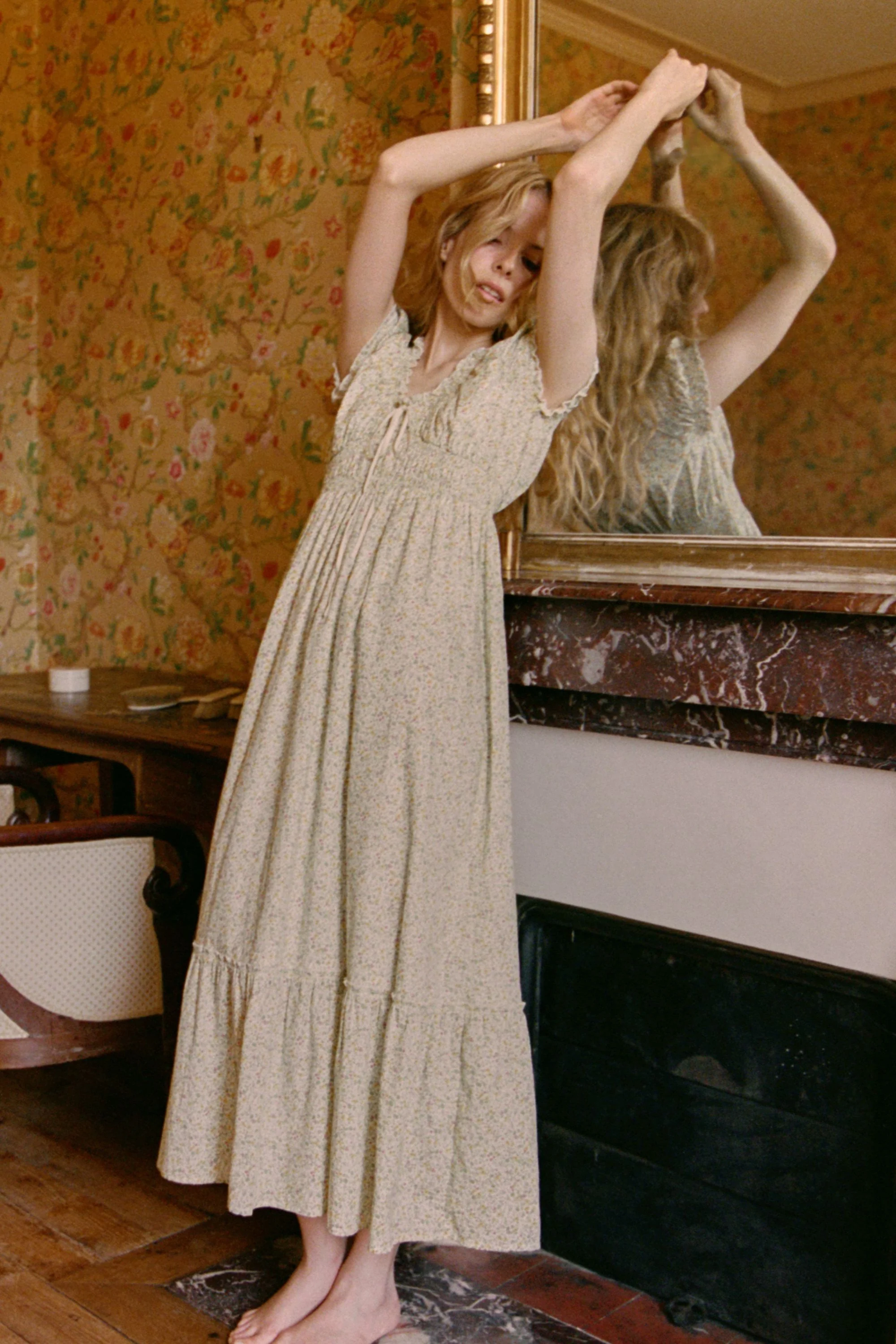 Halle Midi Dress in Apple Florette - Image 4