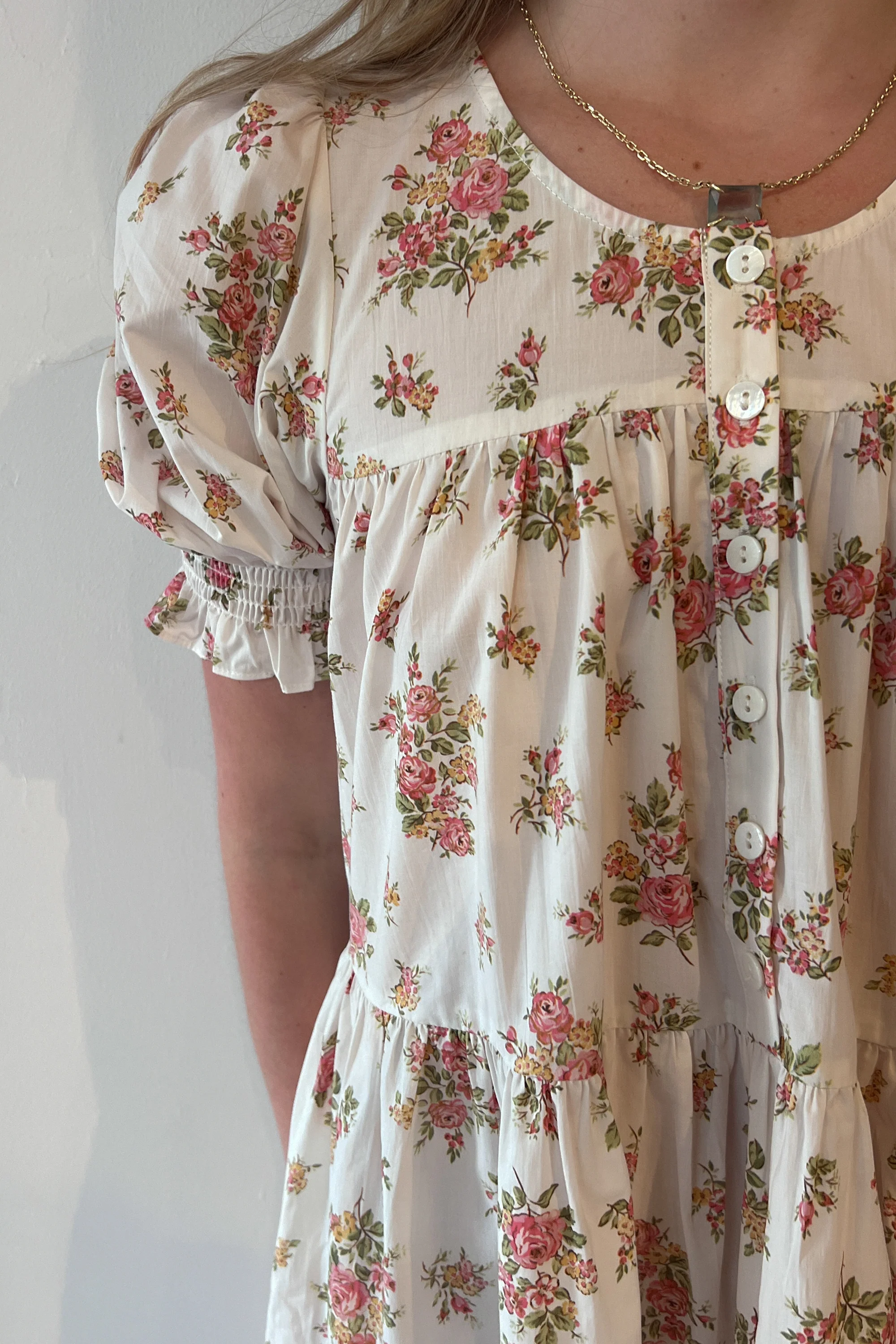 Holly Mini Dress in Della Floral Blush - Image 3