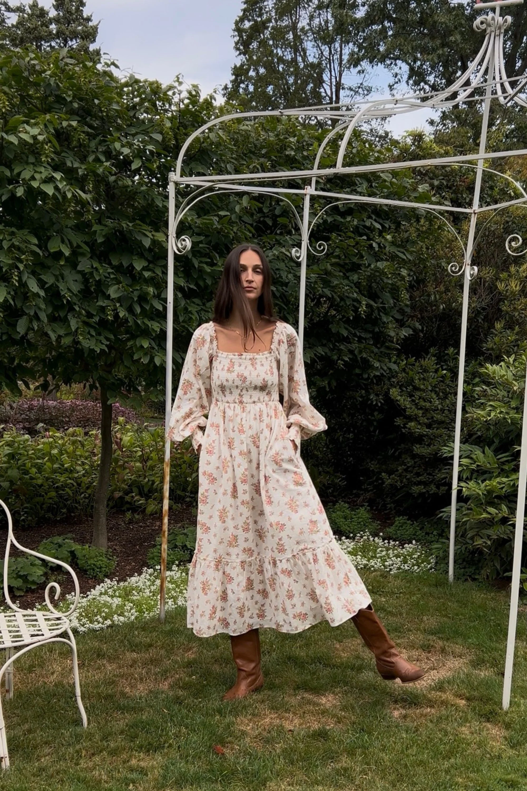 Jane Dress in Della Floral Blush - Image 4