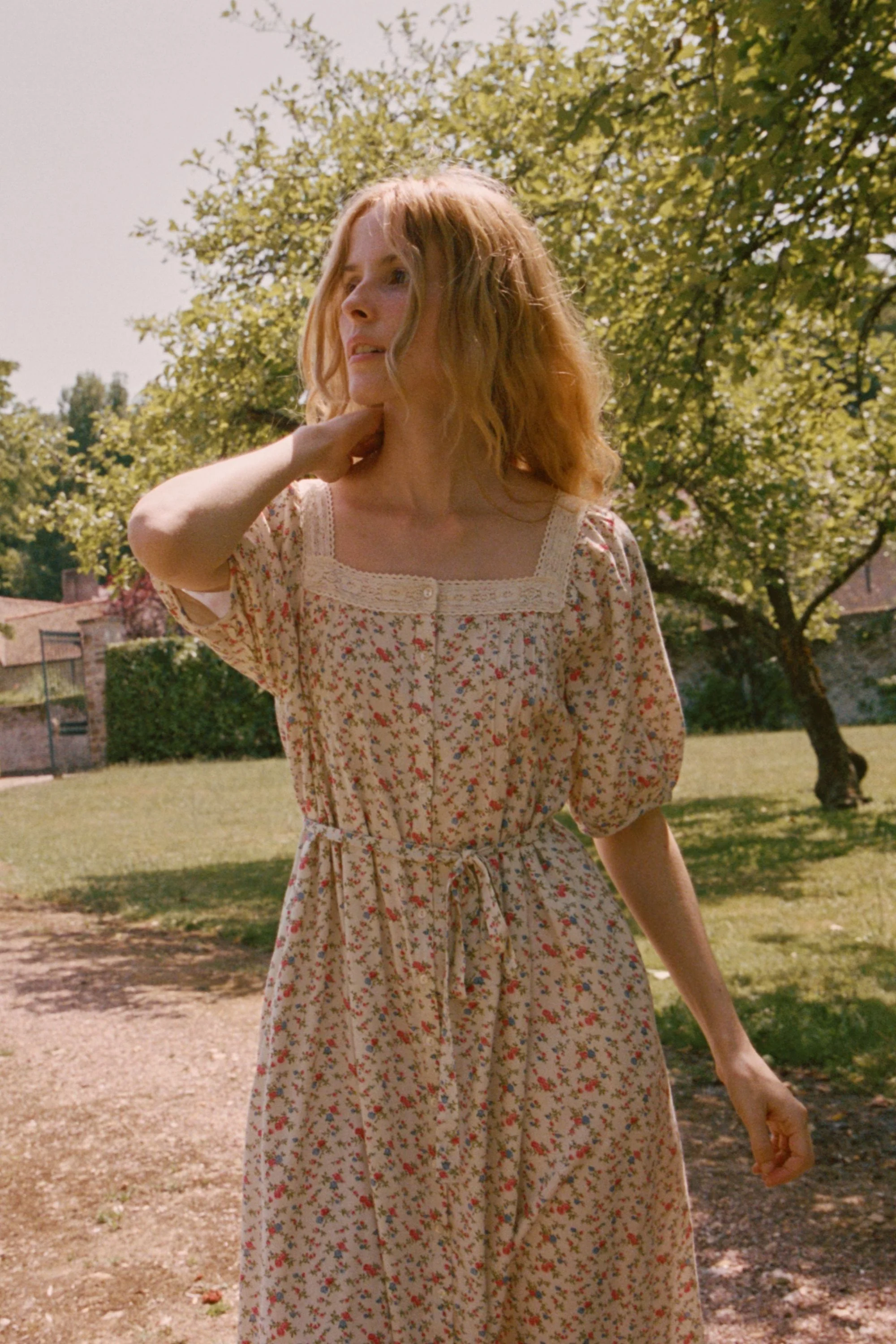 Mila Midi Dress in Henri Vine - Image 4