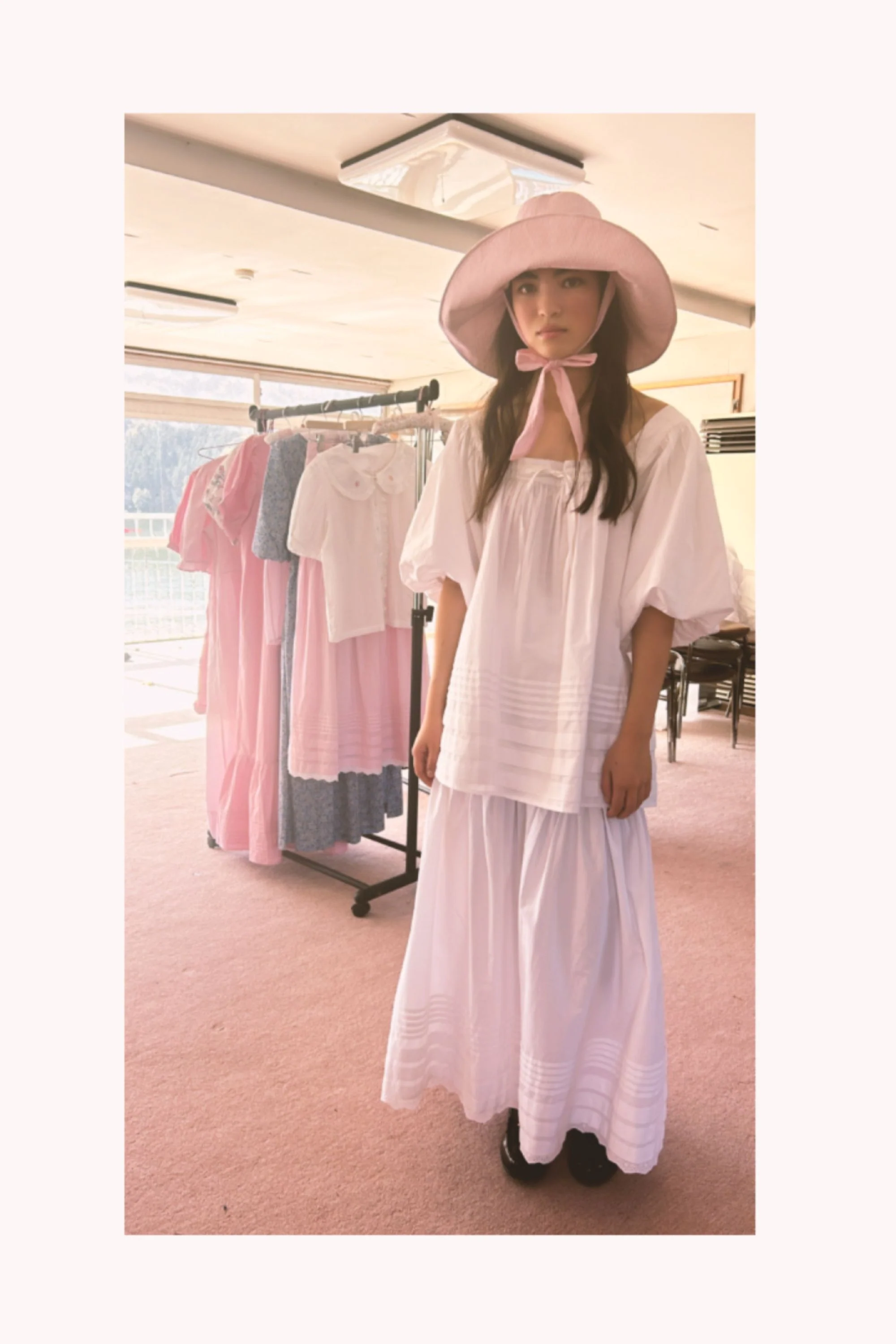 Yuri Skirt in White - Image 5