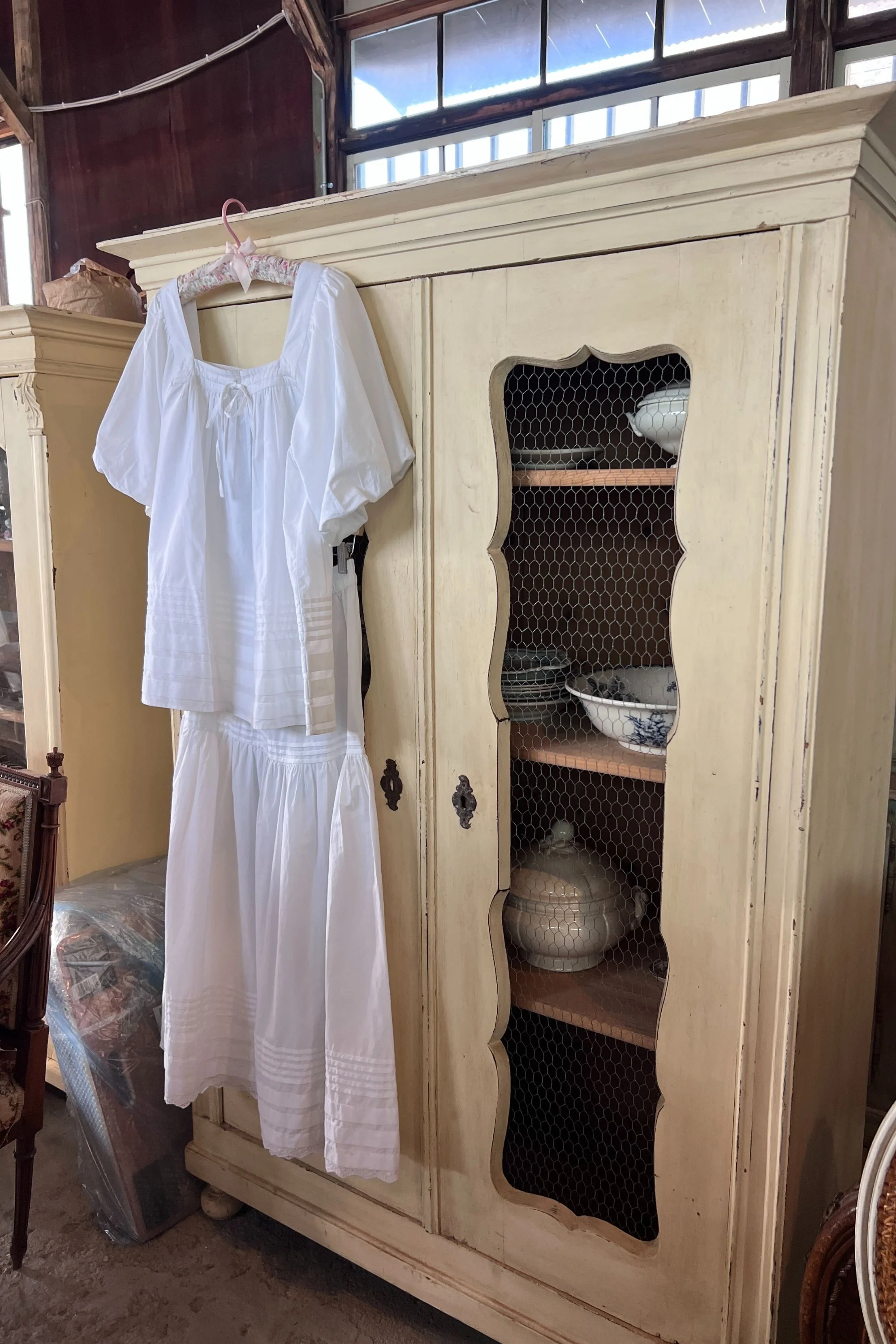 Yuri Skirt in White - Image 6